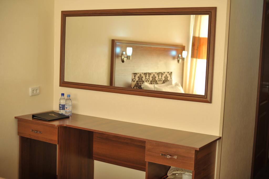 Dostyk Hotel Shymkent Luaran gambar