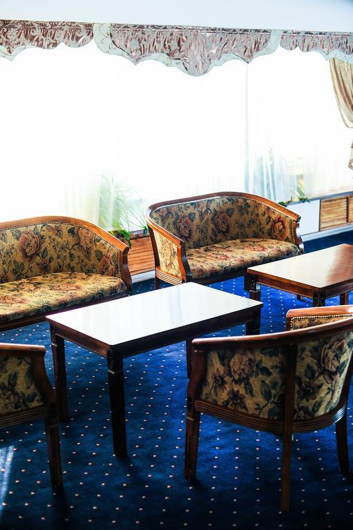 Dostyk Hotel Shymkent Luaran gambar