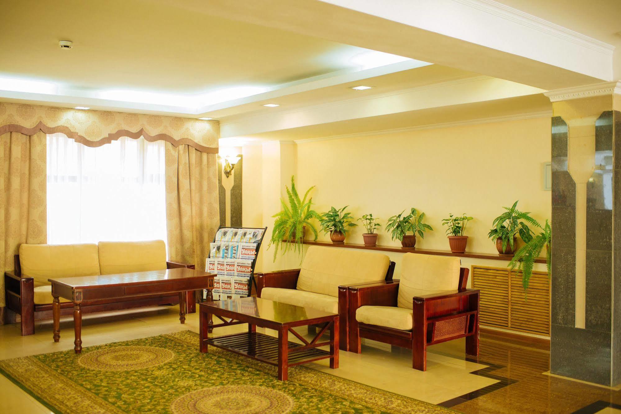 Dostyk Hotel Shymkent Luaran gambar